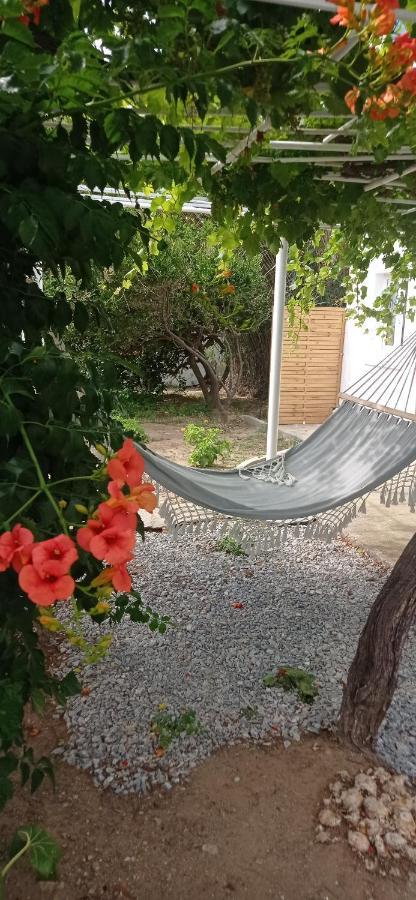 Villa Kampos Family Garden à Batsíon Extérieur photo